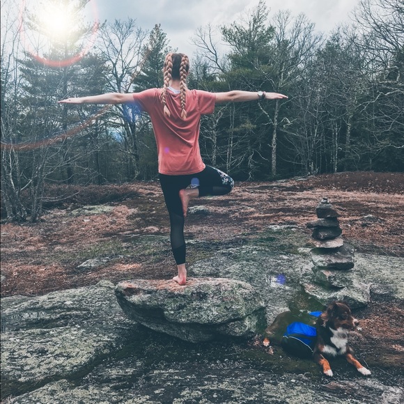 Meet your Posher, Maureen - Picture 2 of 8